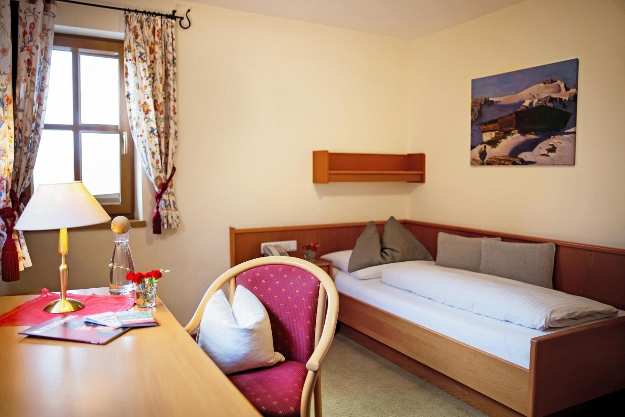 Hotel Eggerwirt Kitzbuehel, & Restaurant 3*