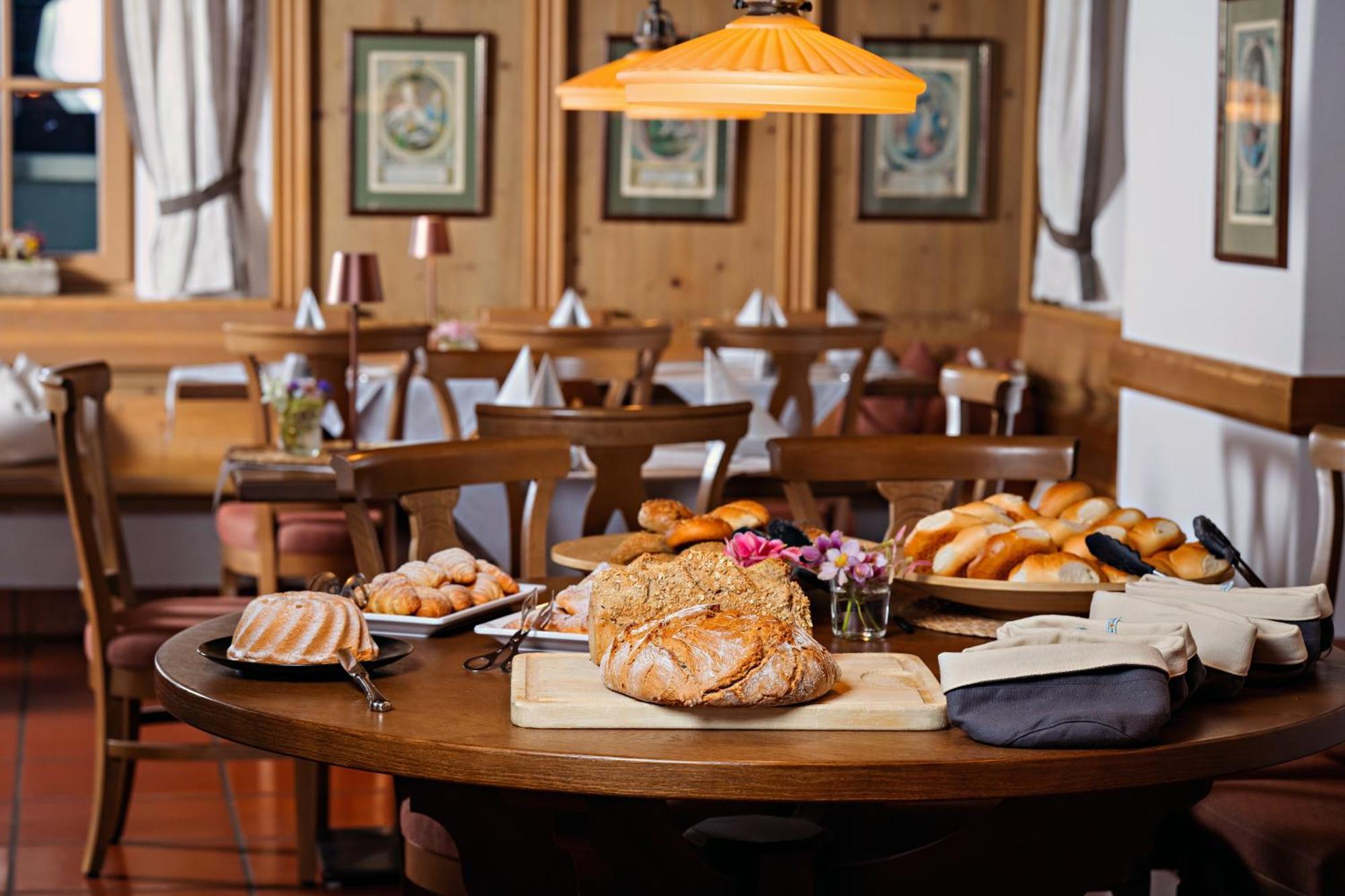 Hotel Eggerwirt Kitzbuehel, & Restaurant 3*
